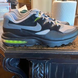 Nike Air Max 94 Wolf Grey Black Volt